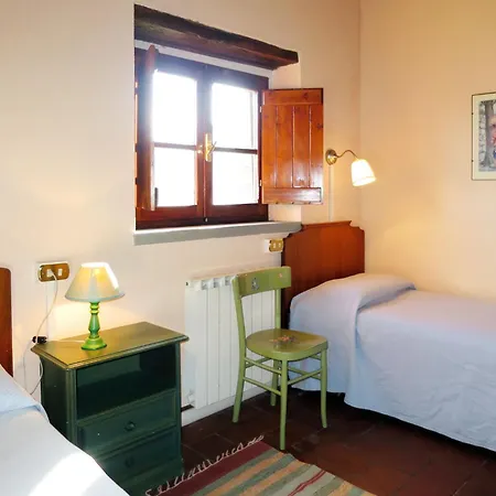 Nyaraló Holiday Il Monte-4 By Interhome